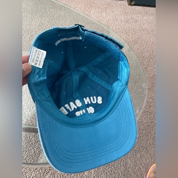 NATURE's REPUBLIC Sun Safe Club Baseball Hat - Picture 5 of 6